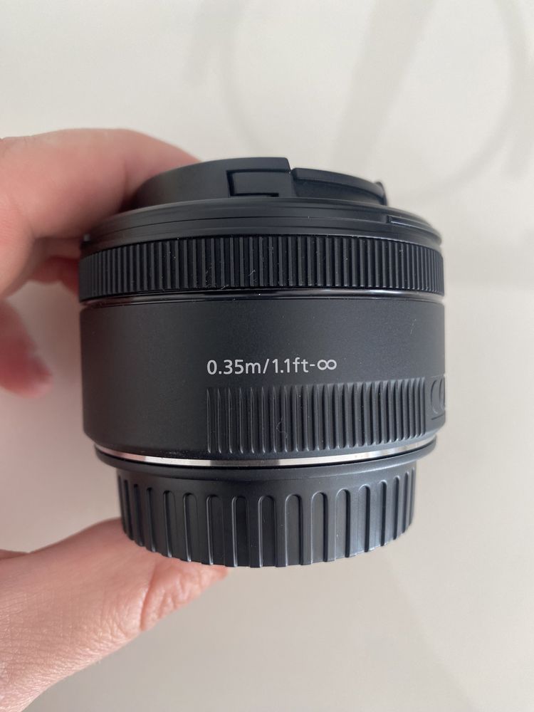 Objetiva Canon EF LENS 50mm 1:1.8 STM