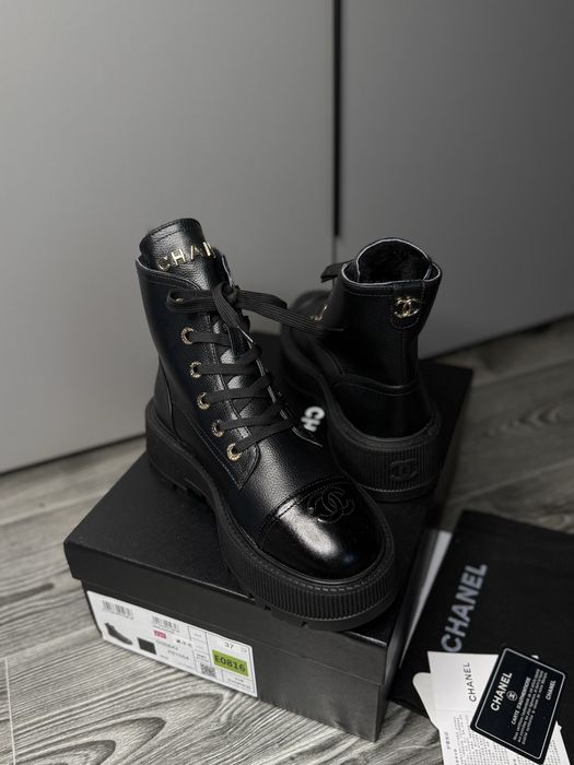 Чоботи зимові в стилі chanel шанель ботинки зимние кожа