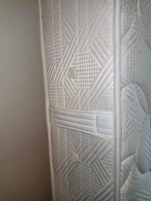 Colchão solteiro molaflex