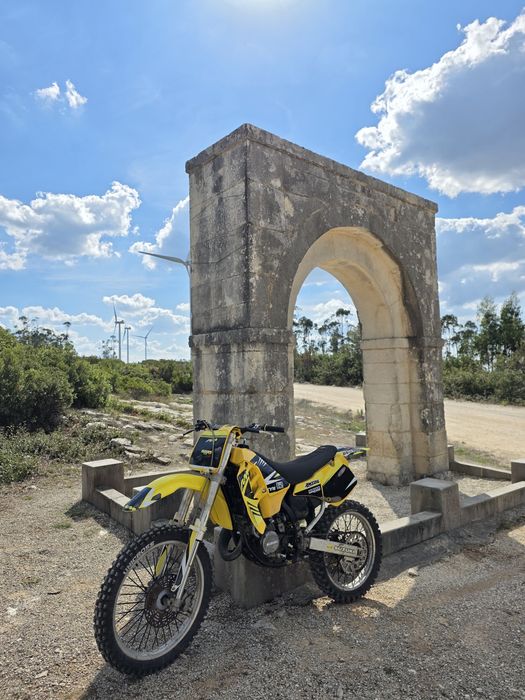 Vendo Suzuki RM 145cc