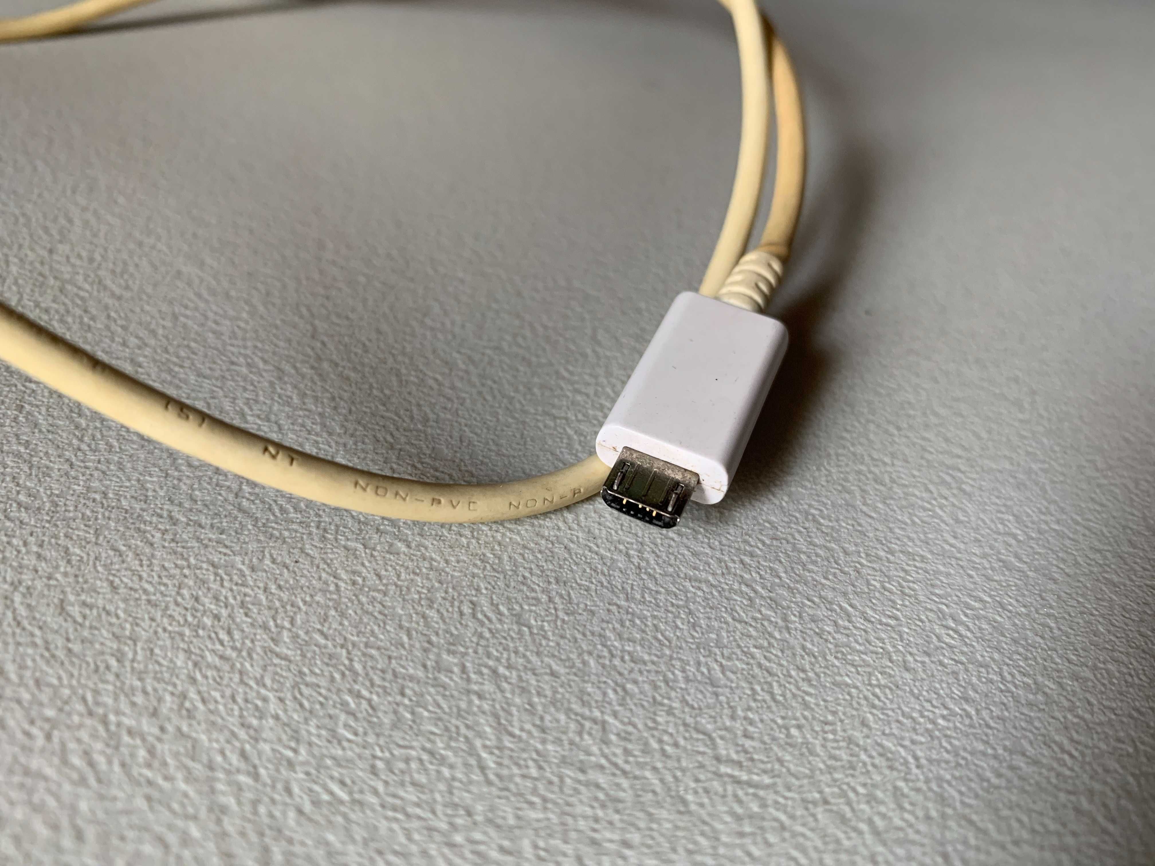 Cabo USB - microUSB