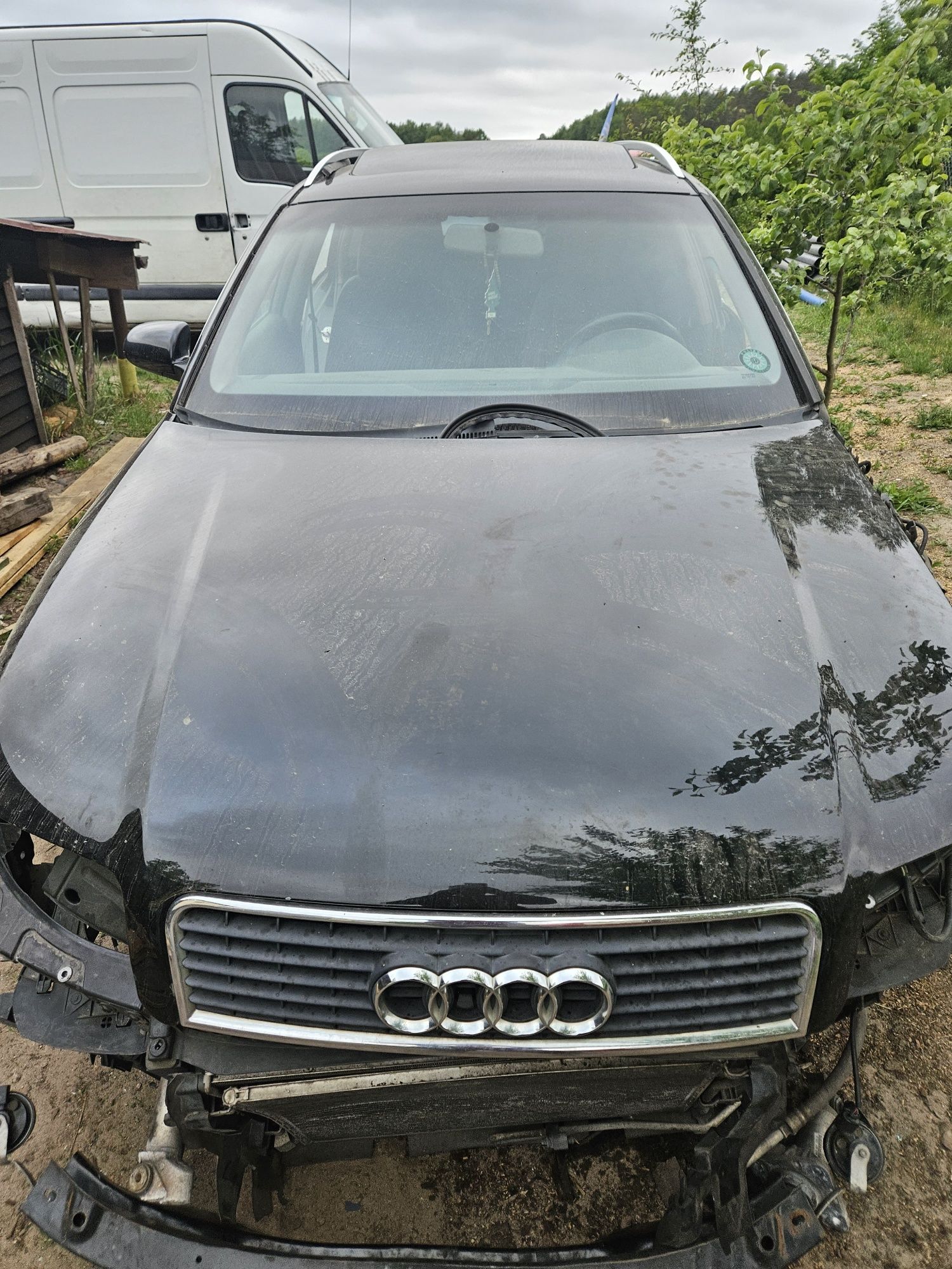 Audi a4 b6 maska pokrywa silnika LY9B