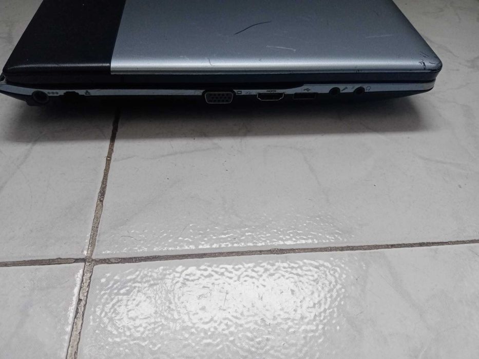 Samsung NP300E5A Intel® Core i5 i5-2450M