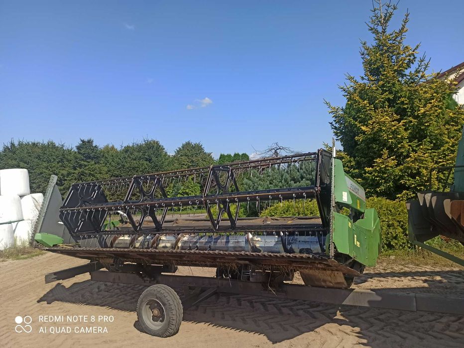 Kombajn zbożowy Fendt 5220 E