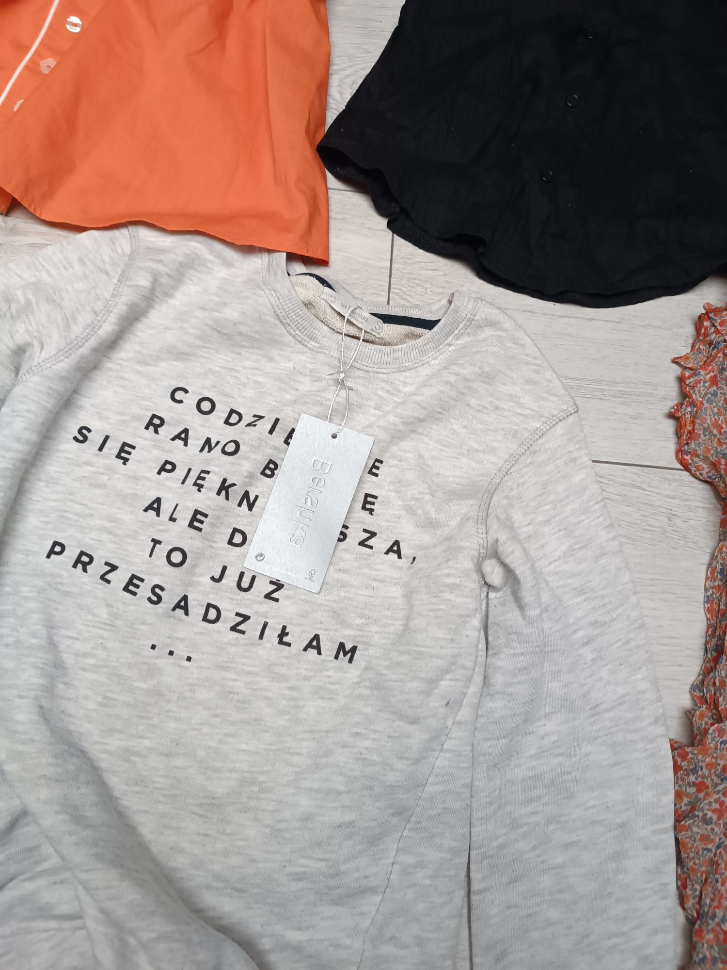 Zestaw ubrań paka s Bershka Zara bluza koszula top