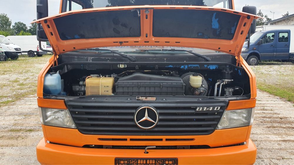 Mercedes Vario 814D specjalistyczny DMC 7.5t