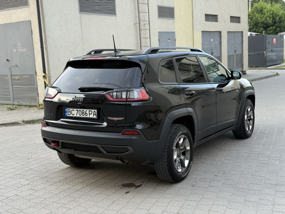 Jeep Cheroke Trail Hawk