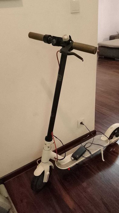 Hulajnoga Xiaomi Mi Scooter 3