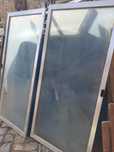 Janela aluminio vidro simples usada