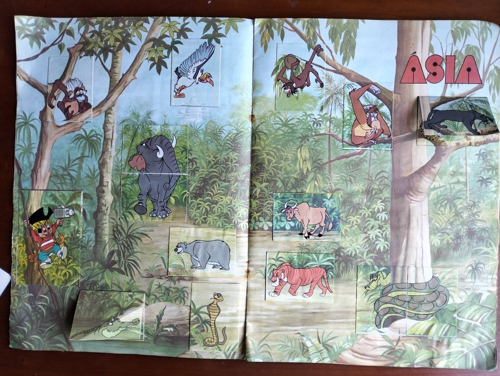 Antiga caderneta Disney