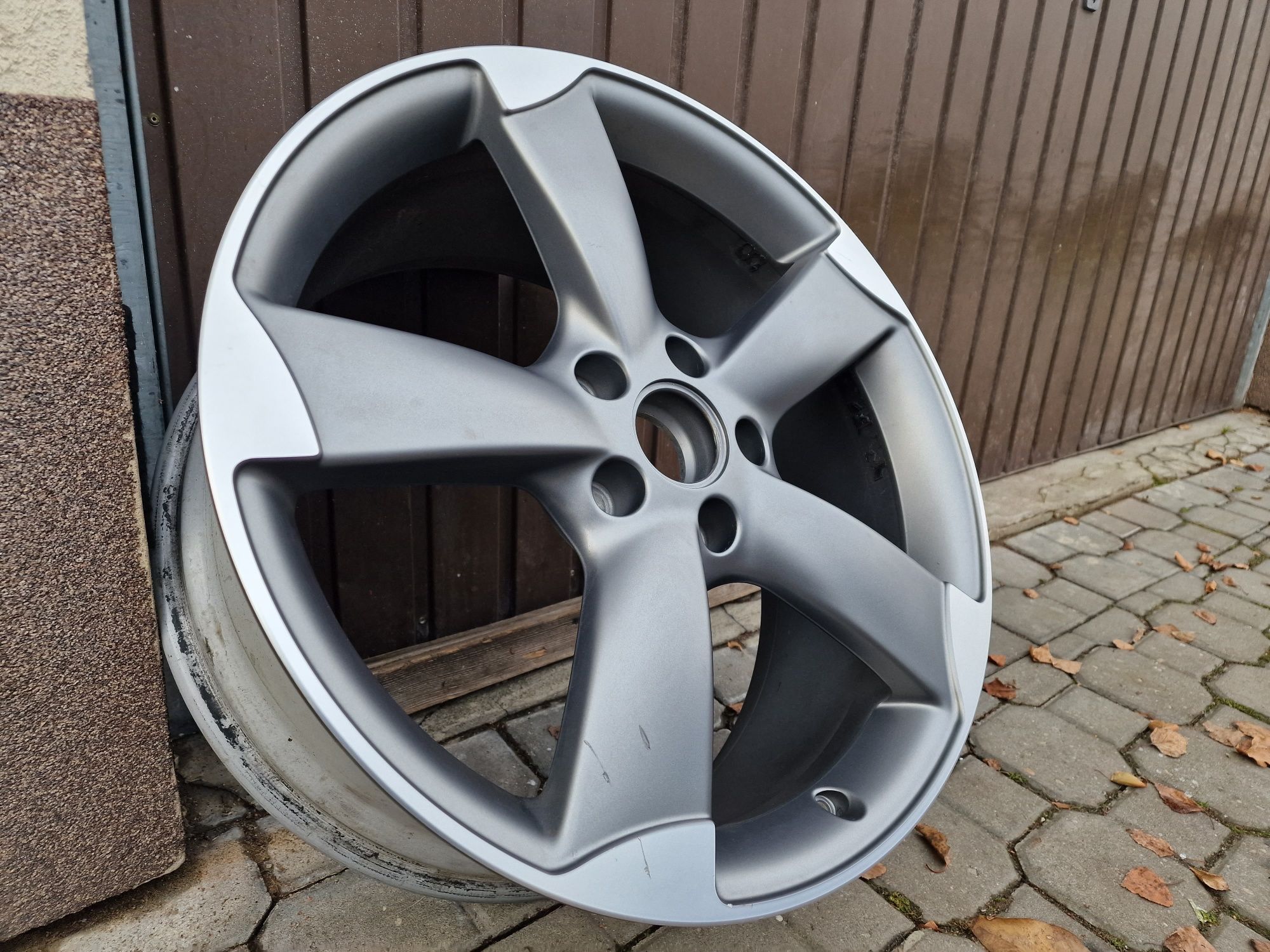 Pojedyncza felga aluminiowa Audi Q7 S-line 21" 5x130 9Jx21 ET 60