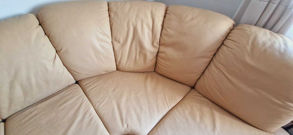 Vendo Sofá de pele usado
