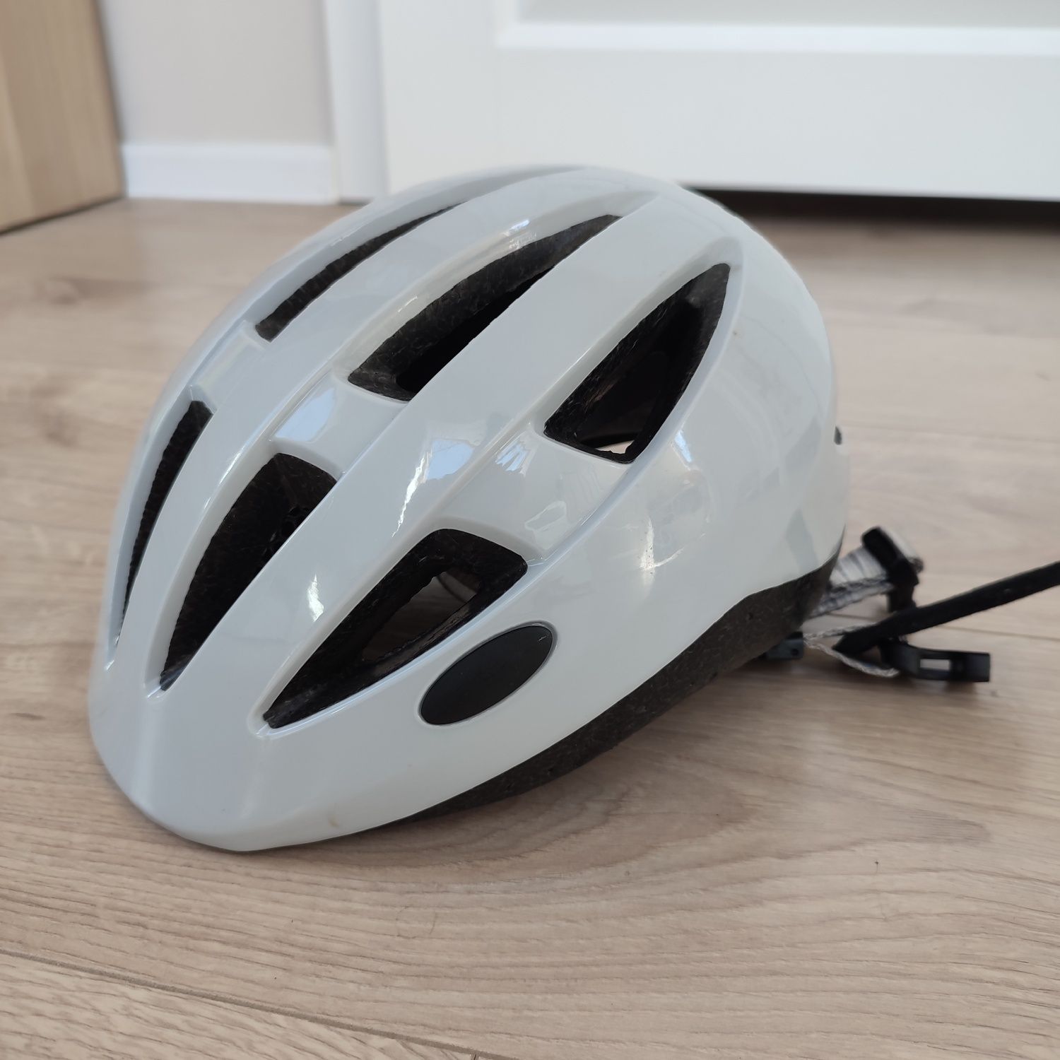 Kask rowerowy rolkowy biały Ikea 50-54 cm