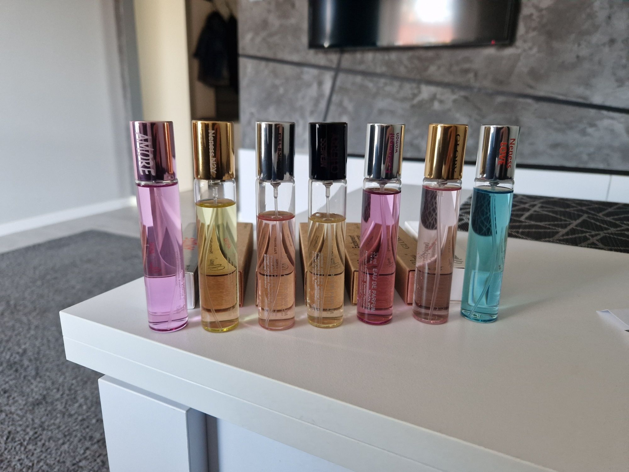 Perfumy Neness x 7 + gąbka  33ml Perfumetki 7 sztuk