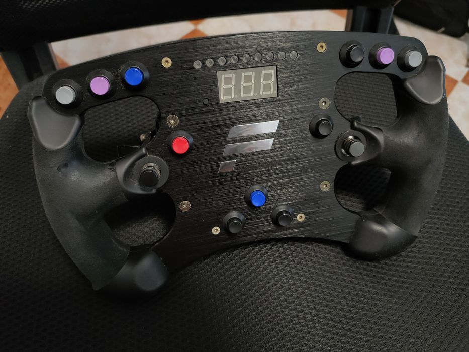 Fanatec Base clubsport 7nm & volante f1