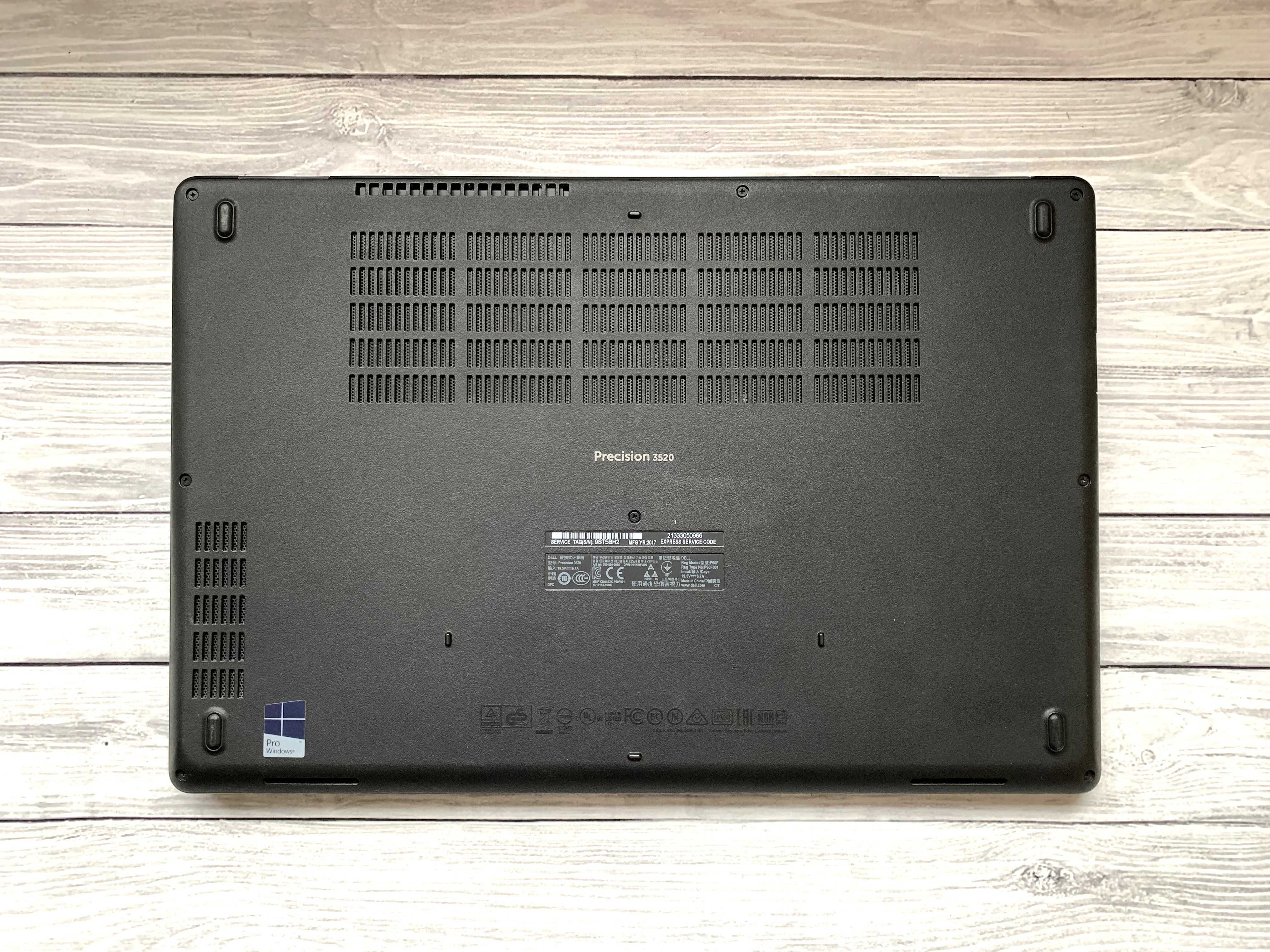 Сенсорний Dell Precision 3520 FHD i7-7820HQ/16GB/512GB/NVIDIA M620 2GB