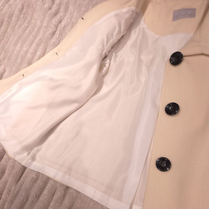 Жіноче Півпальто (болеро)