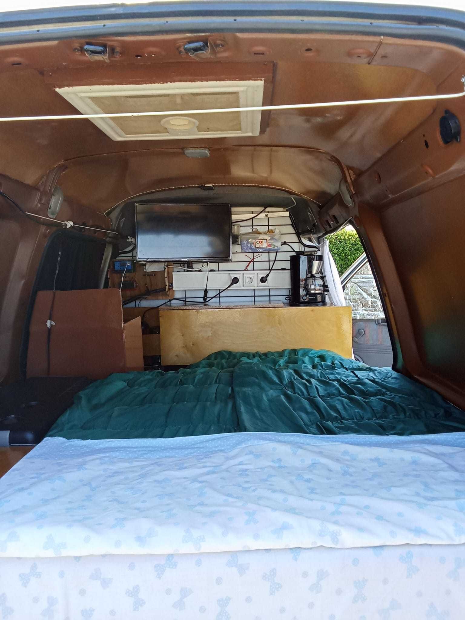 Vendo autocaravana Nissan vanette