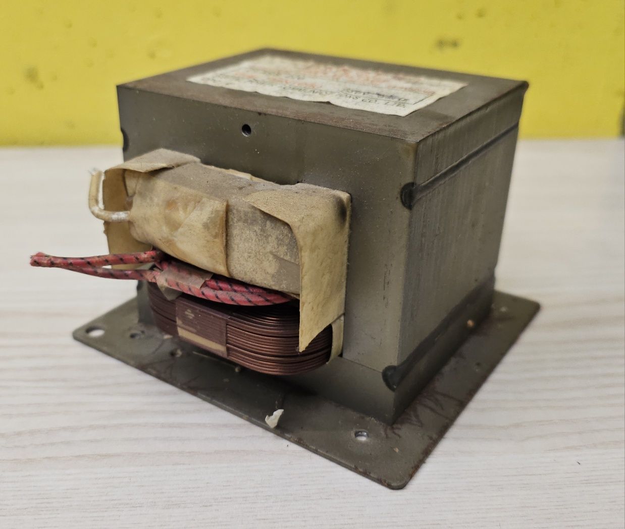 750W Transformator do zgrzewarki ogniw z kuchenki mikrofalowej