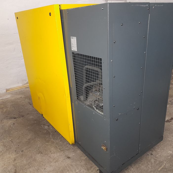 Sprężarka śrubowa Kaeser ASD 37 T 22kw  3,5m³/min + osuszacz powietrza