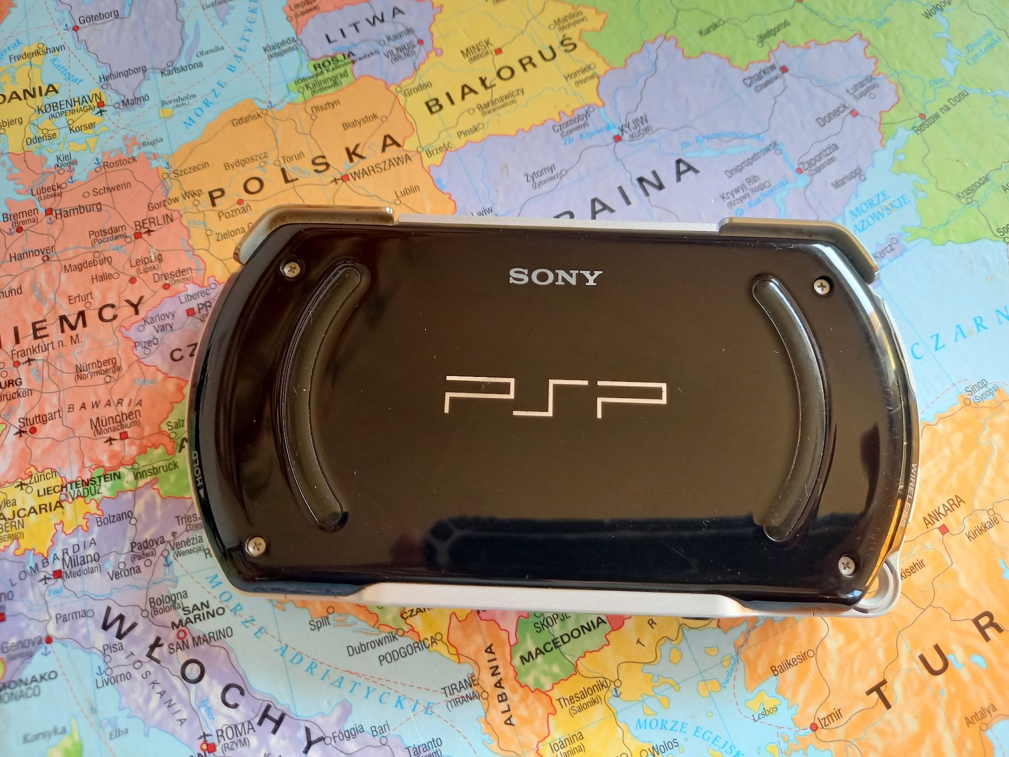 Konsola Sony psp Go N1004 16gb