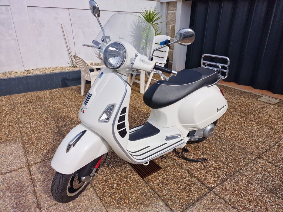 Vespa GTS 300 ie