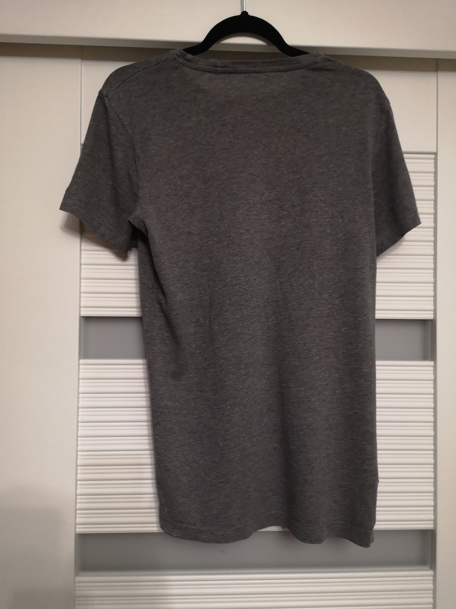 T shirt CROPP rozm. XS