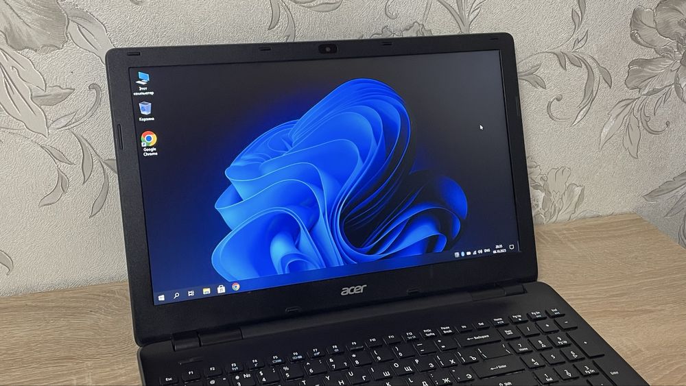 Ноутбук Acer Aspire E5-551 / Nvidia GeForce 810M / SSD / 4 год. акум