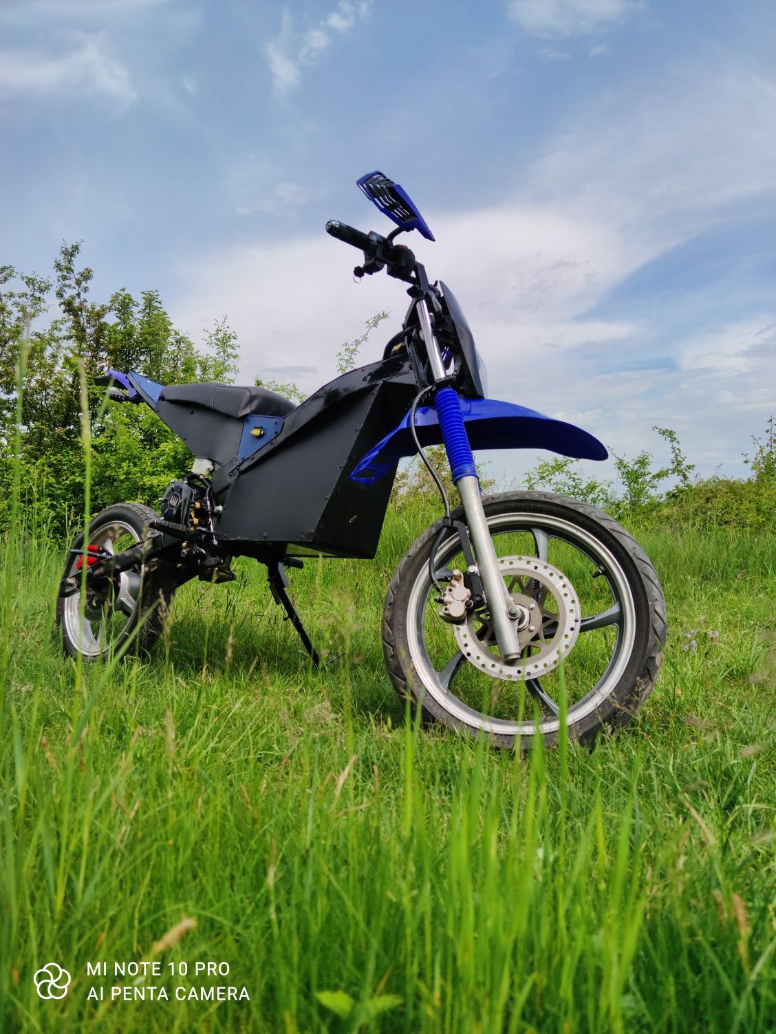 Електроскутер 60v1800w