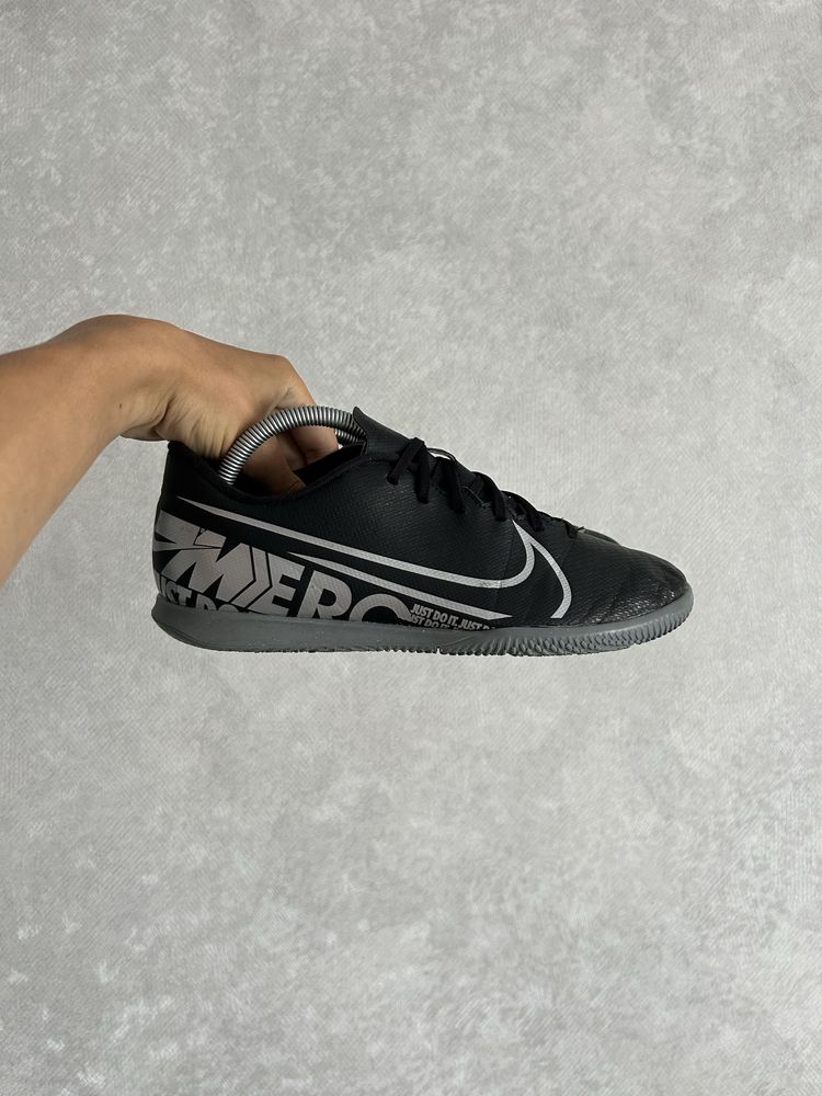 Футзалки Nike Mercurial Vapor 13