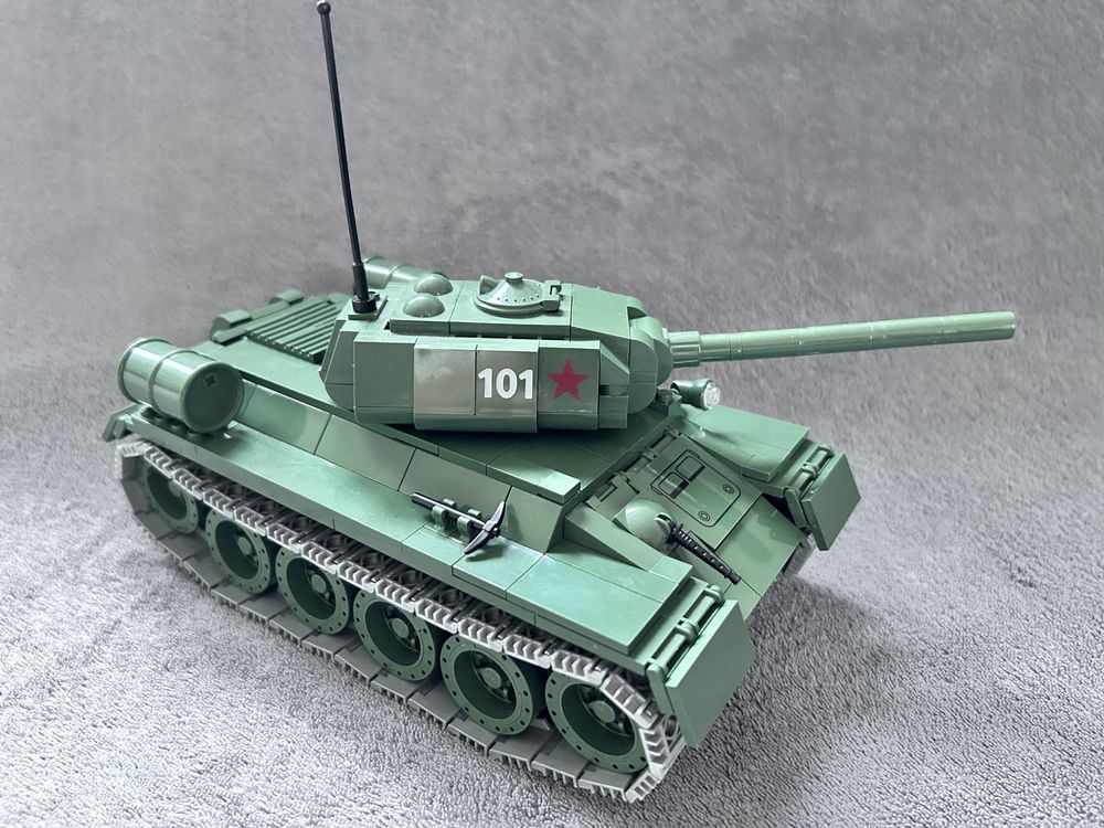 Klocki Cobi Czołg T-34/85 model CobiJ242