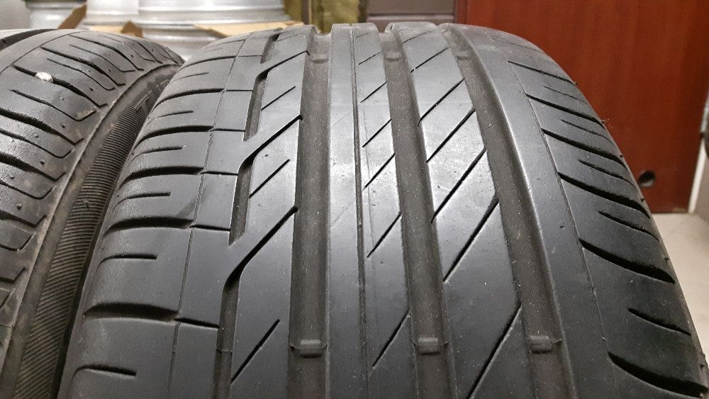 225/45/19 Opony letnie Bridgestone Turanza T001 2 szt