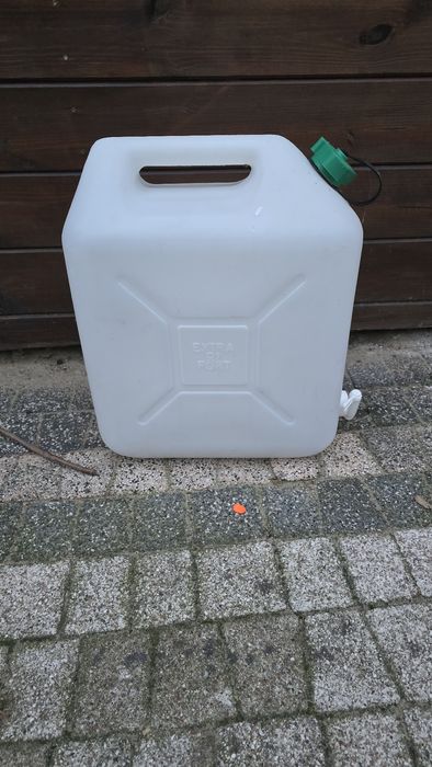 Karnister na wodę 20l