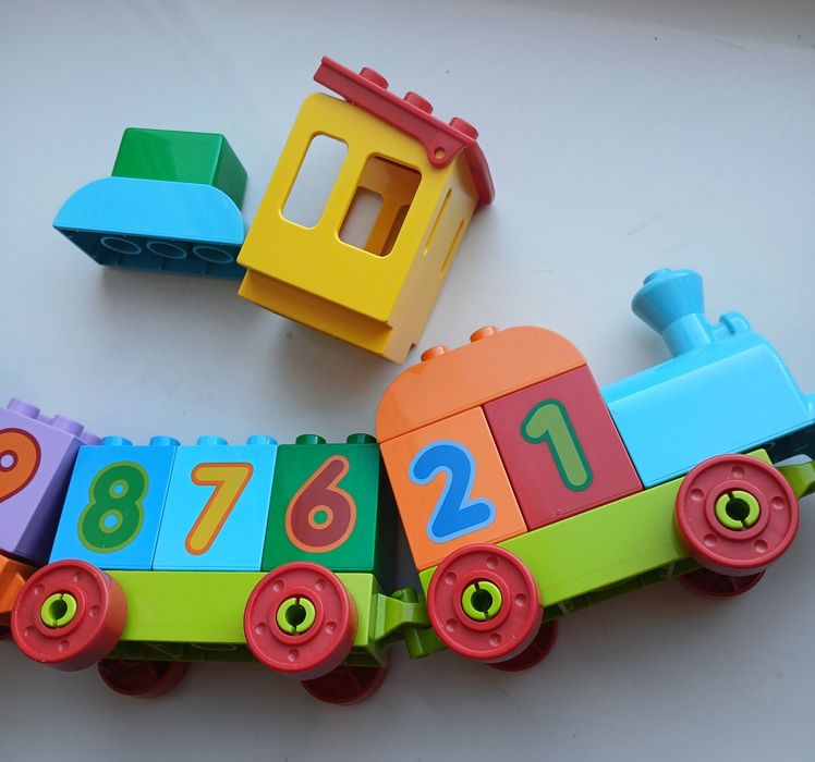 LEGO DUPLO  развивающая игрушка