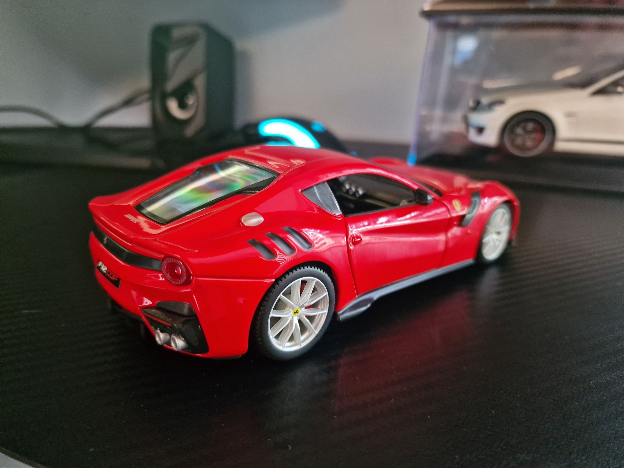 Ferrari F12 TDF  1;24