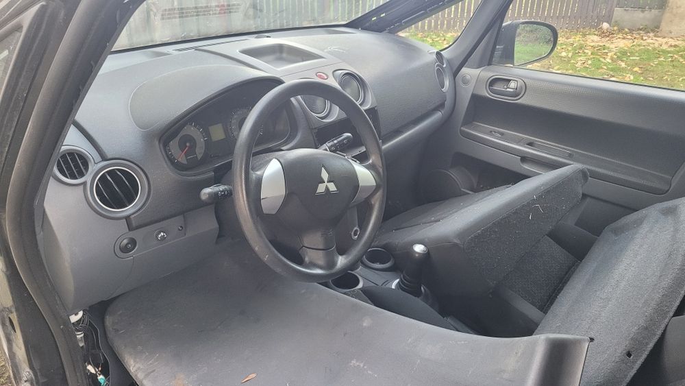 Mitsubishi colt części silnik 1.3 automat kierownica maglownica