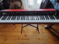 unikatowy lampowy klawisz firmy korg sv1 73 mr