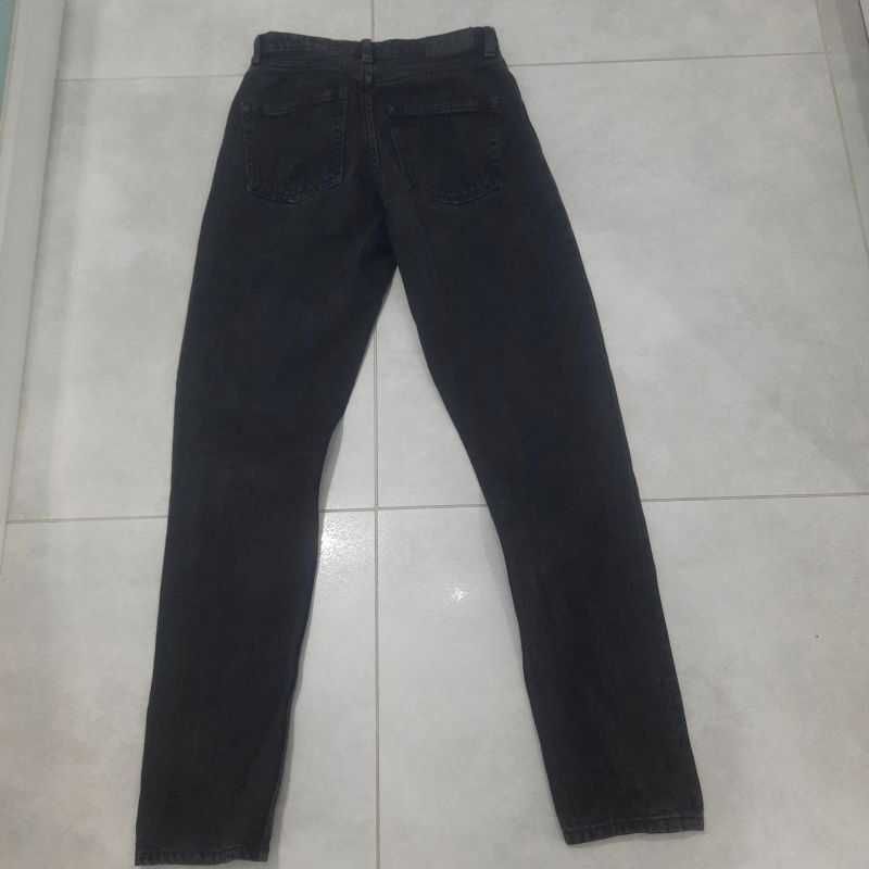 Spodnie jeansowe firmy Monki roz. 26