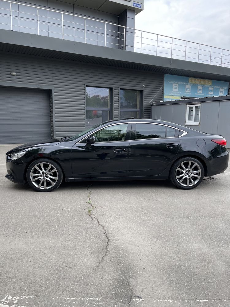 Mazda 6 2.5 skyactiv Touring