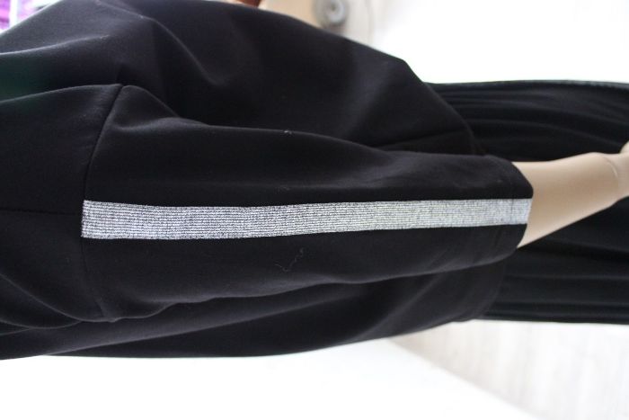 Świetna bluza ze srebrem r.3XL 44/46/48 ideał