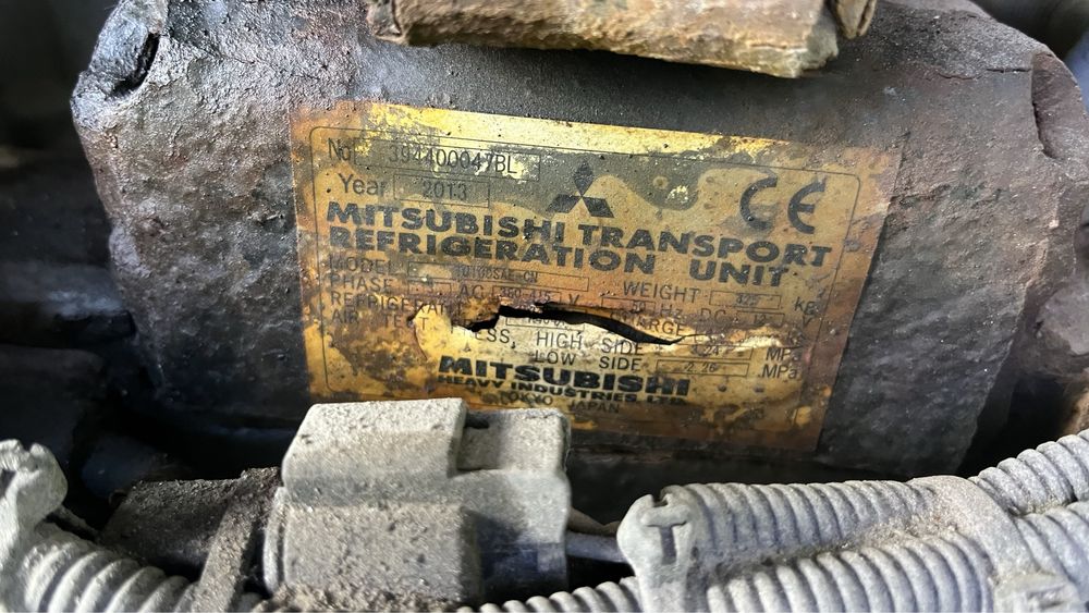 Agregat Chłodniczy Mitsubishi + parownik wewnetrzny TU 100 thermoking