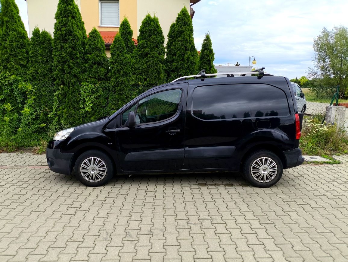 Peugeot Partner 2010r. Wspoma,Klima, elektryka grzane fotele