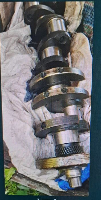 Вал колінчастий (КОЛІНВАЛ) на двигун ЯМЗ 238 АК комбайн ДОН