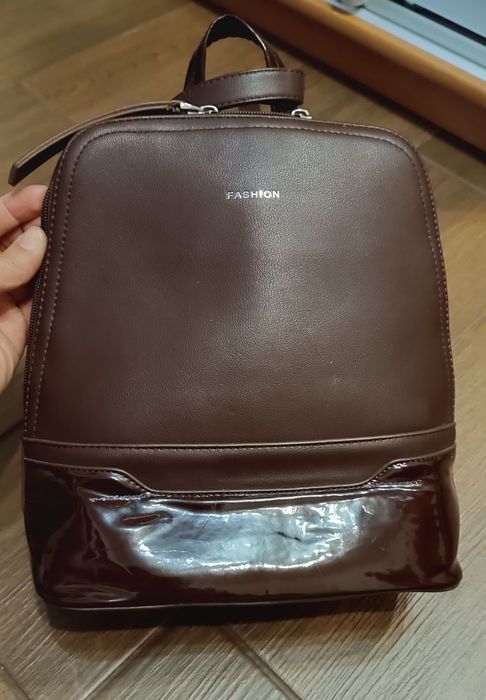 Продам сумку, колір марсале.