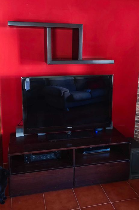 Móvel TV + prateleira