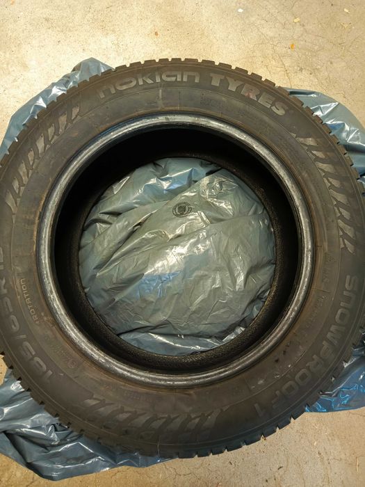 Opony zimowe Nokian Snowproof 185/65/15 2023 rok