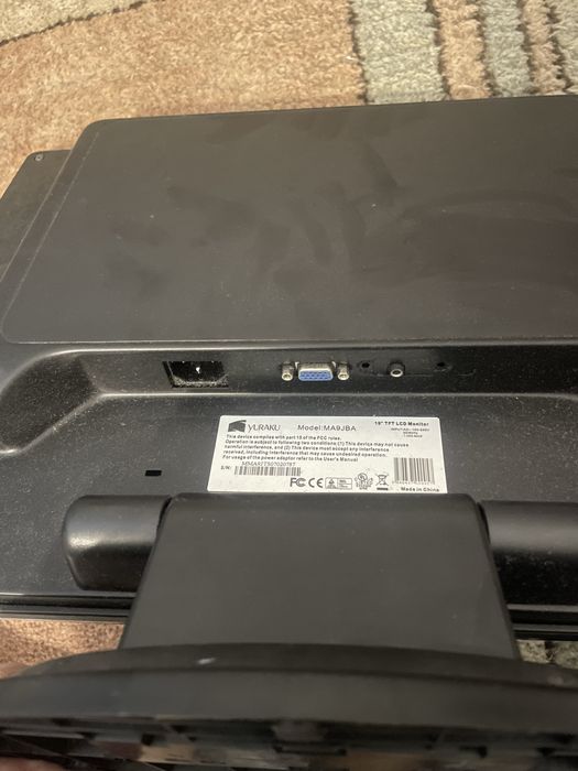 Monitor yuraku 19” MA9LBA