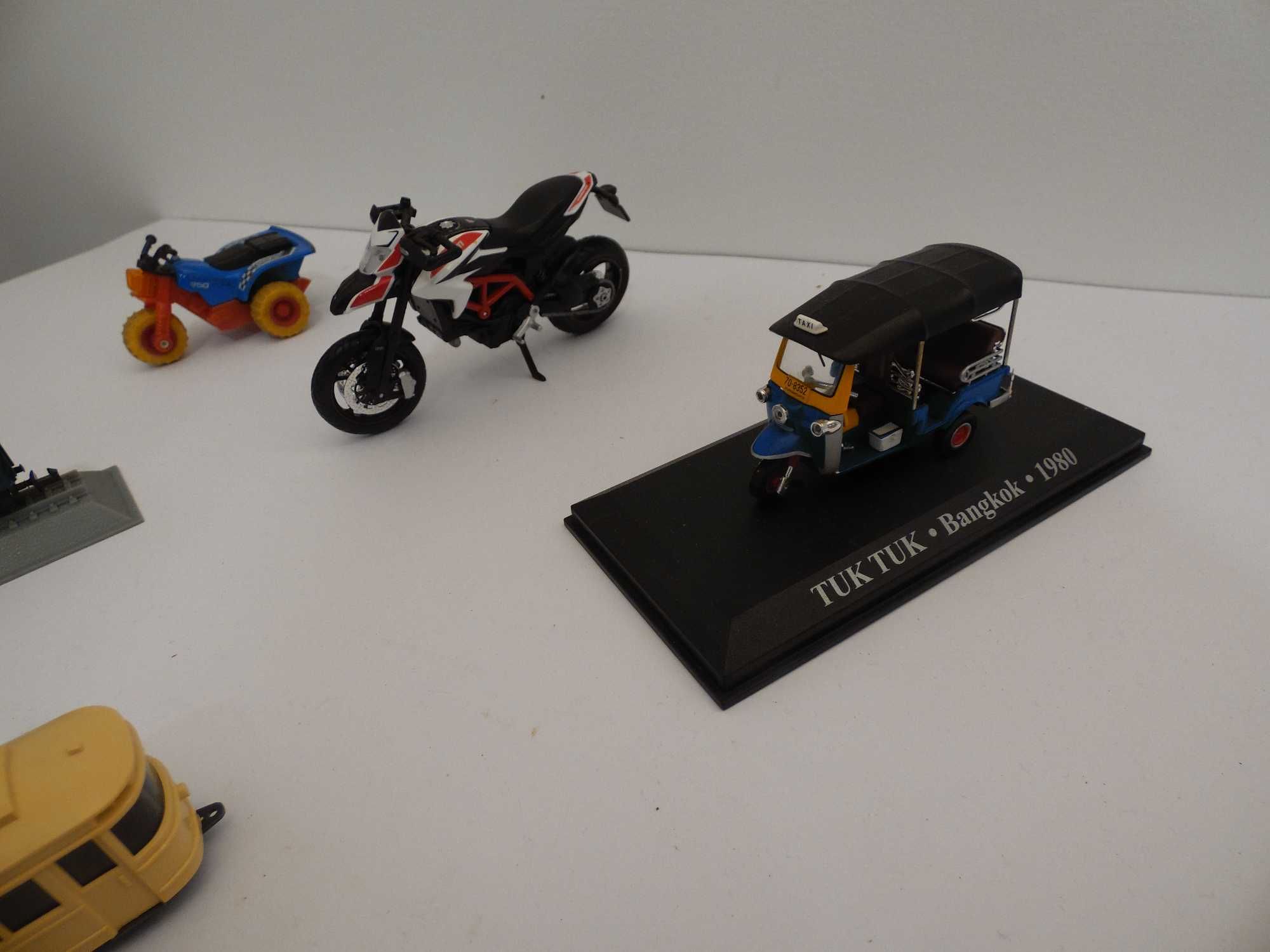 Miniaturas de Transportes diversos