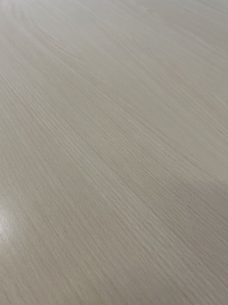Biurko elektrycznie regulowane