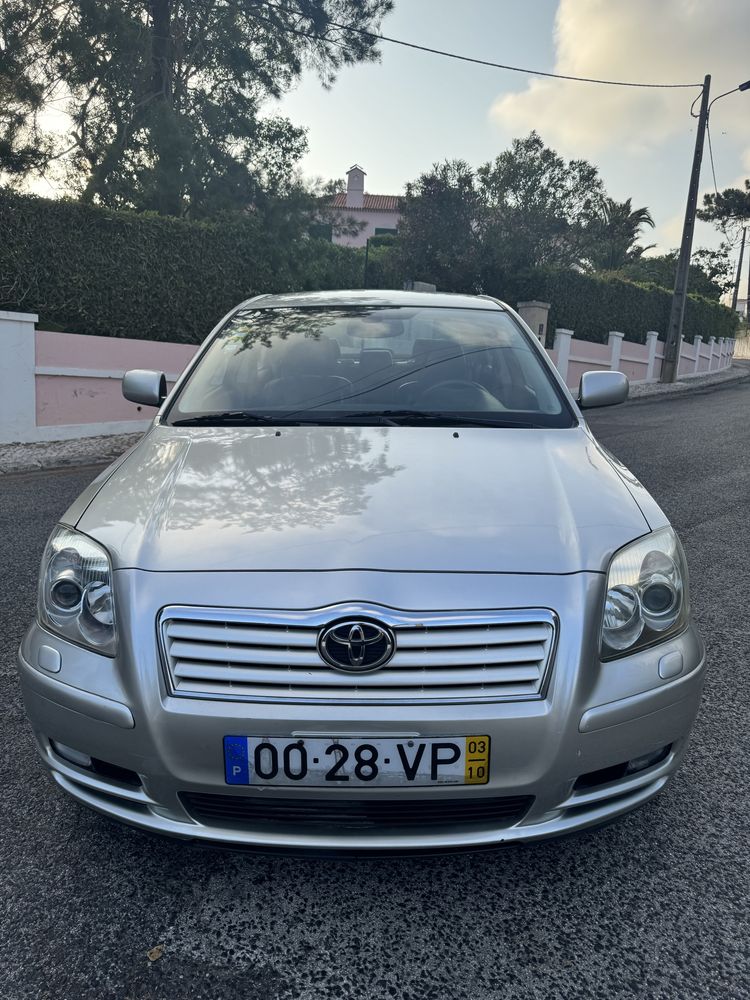 TOYOTA AVENSIS 2.0 D-4 DIESEL NACIONAL 217.000 KMS AR CONDICIONADO